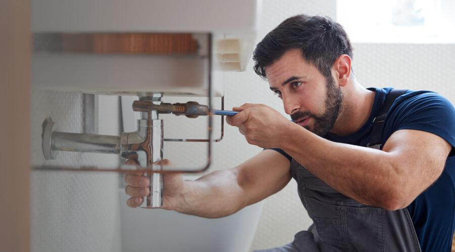 Professional sink repair services in Hugo, OK